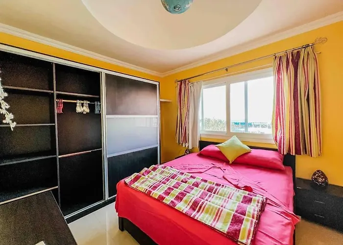 Sunny Sea View Marina On Private Roof Apartman